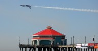 Huntington Beach air show gets OK from Coastal Commission