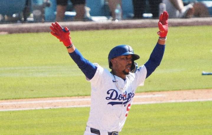 Dodgers completó limpia a Padres
