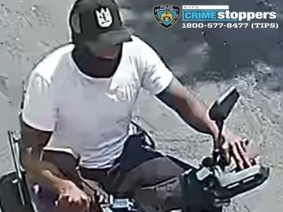 Bandit sought for robbing women while riding purple moped in Ozone Park, Kew Gardens: NYPD