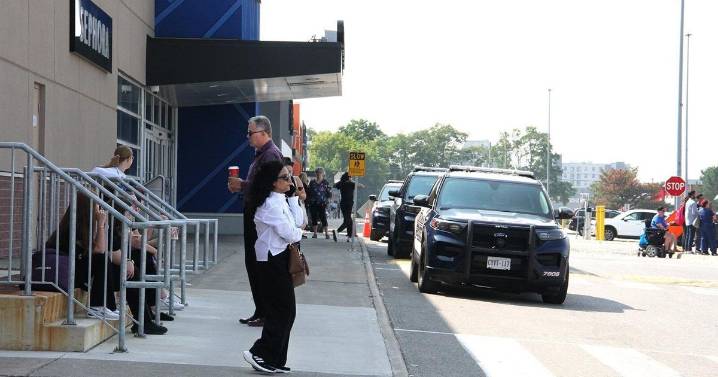 Cambridge Centre evacuated after online bomb threat