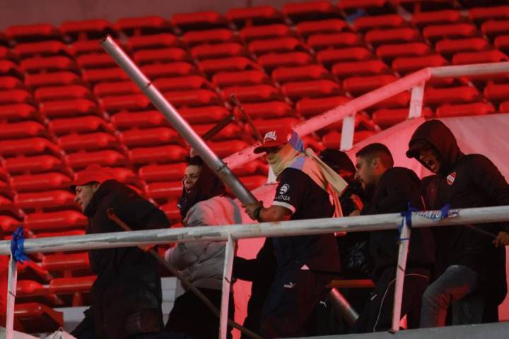 ANFP condena hechos de violencia en Argentina y solidariza con la U: “Exceden todo tipo de límites”