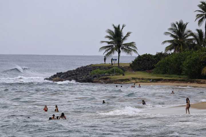Huracán Erin amenaza con marejadas y corrientes de resaca en la costa este EEUU y  Bahamas