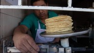 Kilo de tortilla sube dos pesos en el Valle de México