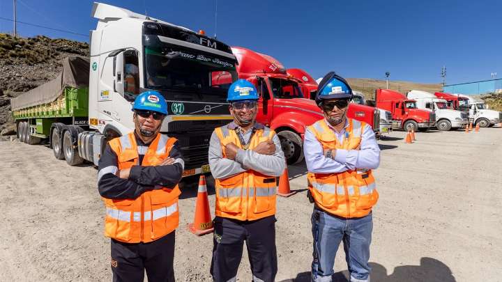 Empresas locales y comunales de Espinar transportan más del 80% de la producción de Antapaccay
