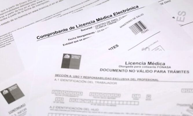Gobierno ordenó la expulsión de 281 médicos  extranjeros por emitir licencias falsas