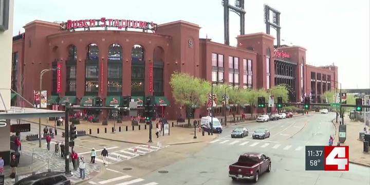Man stole beer from Busch Stadium to sell outside, police say