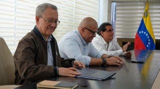 Gobierno nacional firma alianza estratégica con planta avícola en el Zulia