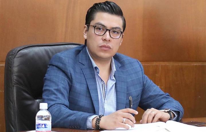 Cuauhtli Badillo se destapa para la alcaldía de SLP