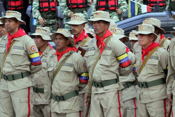 Maduro despliega 4,5 millones de milicianos por alta tensión con EEUU