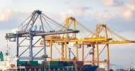Transpacific shipping rates hold steady as tariff uncertainty keeps importers on the sidelines