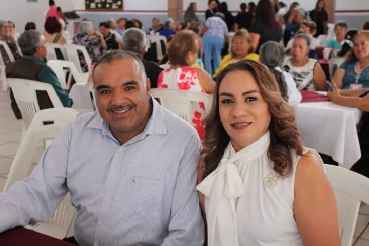 Realizan en Jacona evento para celebrar y reconocer a los adultos mayores