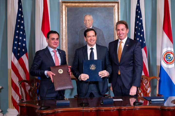 Paraguay y EU firman acuerdo sobre “tercer país seguro” contra migración irregular