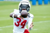 Giants cut veteran safety in next round of roster cuts
