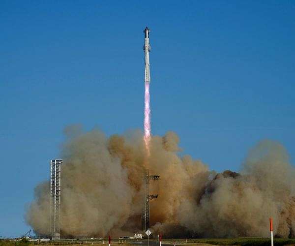 SpaceX answers critics with successful Starship test flight