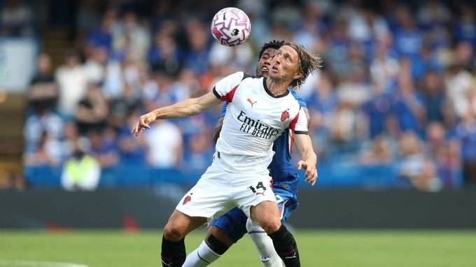 Modric debuta con el Milan con derrota ante el Chelsea