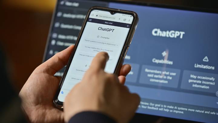 OpenAI y Sam Altman enfrentan demanda por presunto papel de ChatGPT en la muerte de adolescente