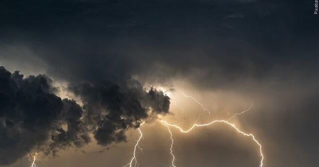 Kansas town sees triple digit temperatures after dark