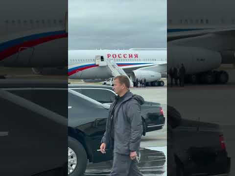 WATCH: Trump and Putin Ride Together to Joint Base Elmendorf
