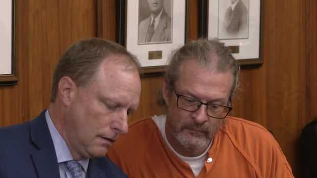Clark County man charged with murdering his wife being held without bond
