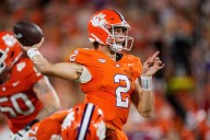 Garrett Nussmeier leads No. 9 LSU's rally for 17