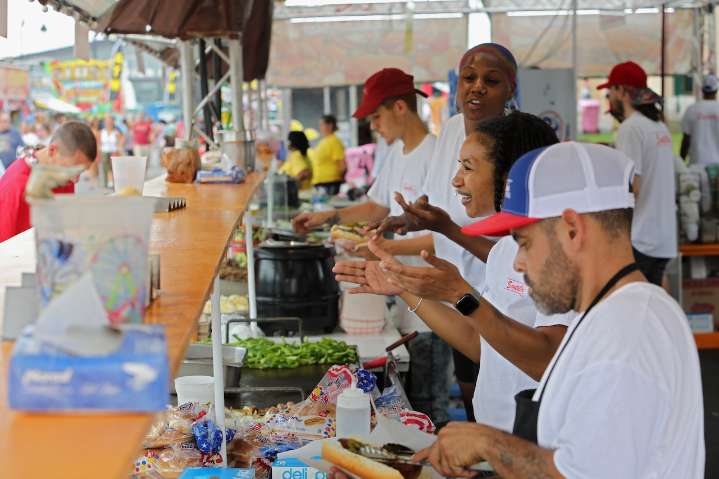 Worker slashed with knife during fight at NYS Fair, troopers say