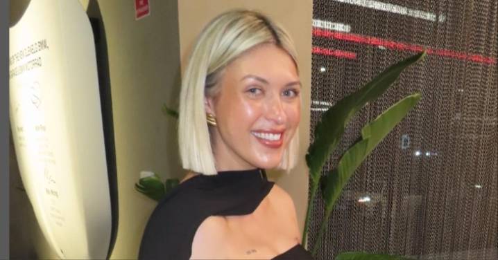 Influencer Eli Moulton Was Nearly Decapitated by Her Dress