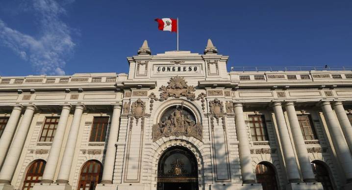 Proyecto de ley busca permitir reelección de rectores y vicerrectores en universidades públicas