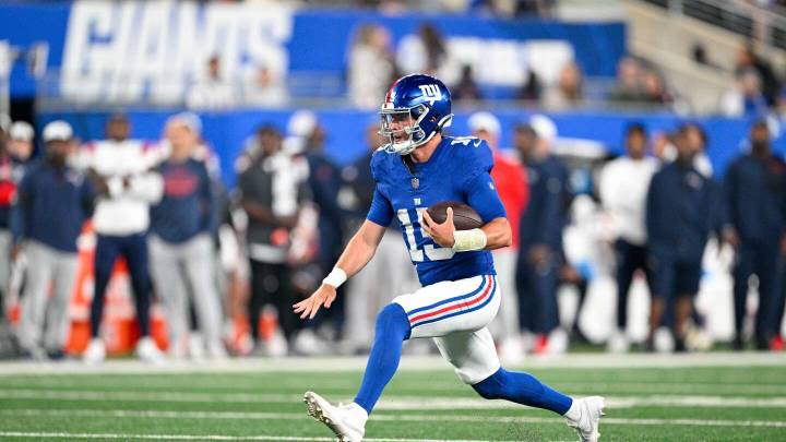 Patriots claim QB Tommy DeVito on waivers