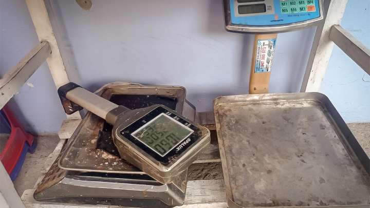 Municipalidad de Huamanga detecta balanzas adulteradas en mercado Nery García