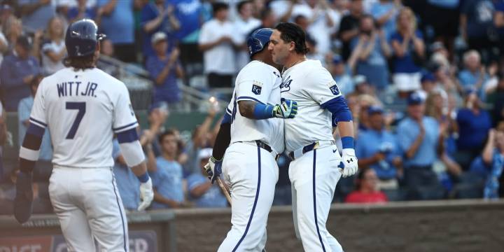 Vinnie Pasquantino drives in five runs vs. Nationals