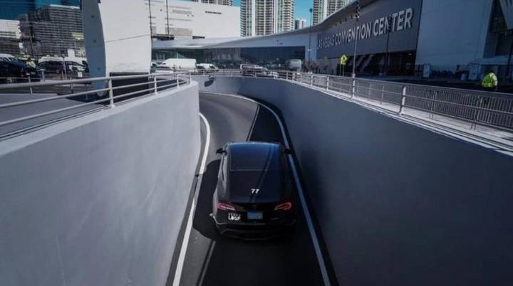 Musk seeks to bring Vegas' tunneled Teslas to surface as taxis