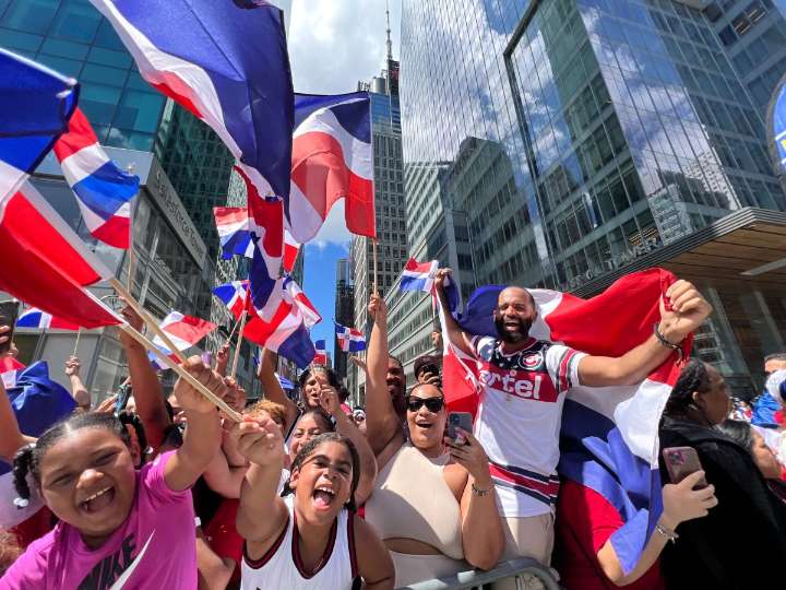 Desfile Dominicano de NY reafirma a los quisqueyanos como una fuerza en expansión