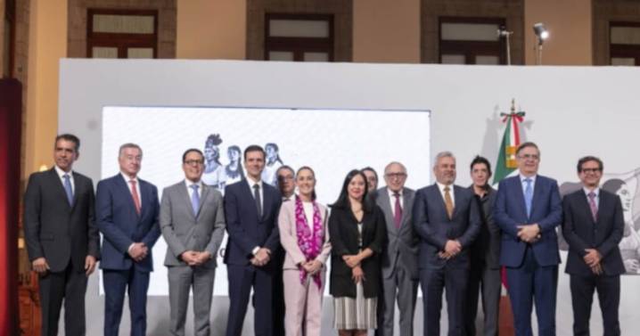 Anuncia Sheinbaum inversión de 12,250 mdp de 4 farmacéuticas