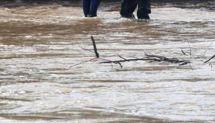 Ritual de sanación en río termina con una adolescente y un adulto desaparecidos en Río Bueno