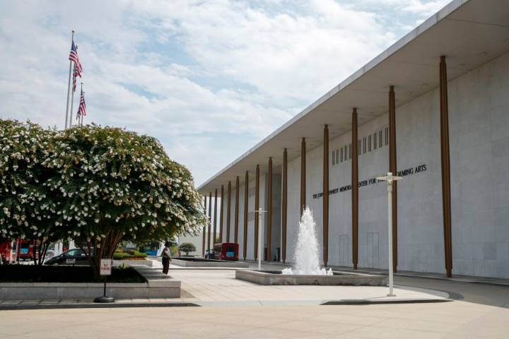 Trump will visit the Kennedy Center as honorees are announced and he and center hint at renovations