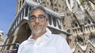 Jesús Bastante, periodista y novelista: “‘És sant, és sant!’, se gritó en el populoso entierro de Gaudí.”