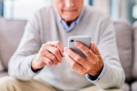 Social Security says agents answer the toll-free phone line in 8 minutes, on average. Here’s why that’s misleading