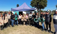 Acción Social entregó insumos y elementos de trabajo a integrantes de la Huerta Municipal