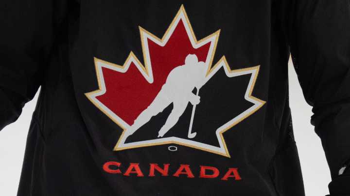 U.S. defeats Canada in semifinals at Hlinka Gretzky Cup