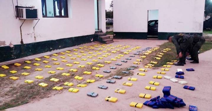 Tras identificar su voz en un peritaje, condenan a 9 años de prisión a un comerciante por su intervención en un transporte de 136 kilos de cocaína