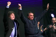 Jair Bolsonaro planeó pedir asilo en la Argentina, según una carta para Milei que encontró la policía