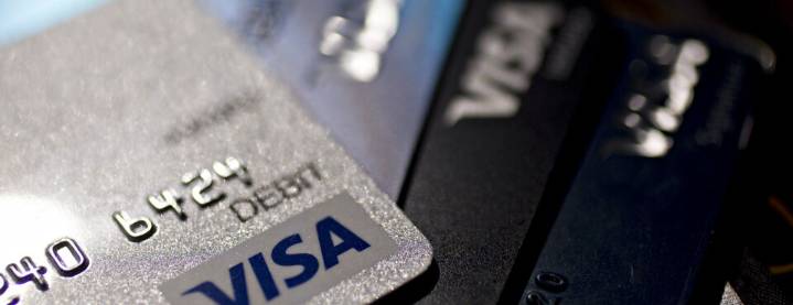 Fed’s Debit Card Swipe Fee Rule Tossed in Win for Retailers (1)