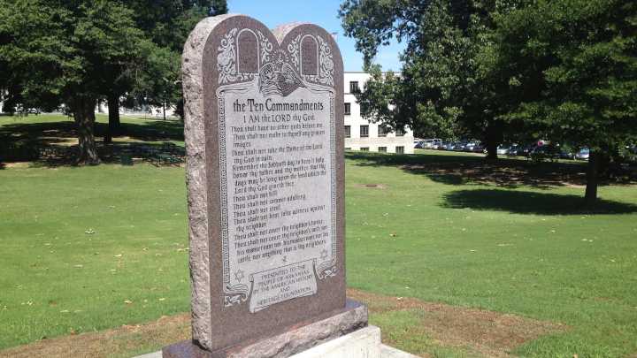 Judge halts Texas law requiring Ten Commandments in school classrooms