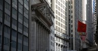Wall Street cierra agosto en números rojos: Nasdaq cae 1.15%; BMV también retrocede