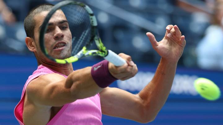 Horario y dónde ver hoy en tv y online el Alcaraz - Rinderknech, los octavos de final del US Open