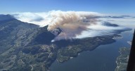 Officials hope rain clear heavy smoke from wildfire near Port Alberni, B.C.