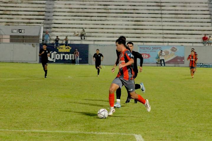Jaguares gana en el Olímpico