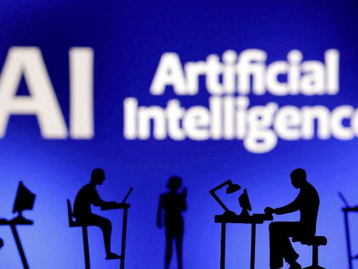 Adiós a estos trabajos: los empleos que no existirán más dentro de 5 años, según la IA