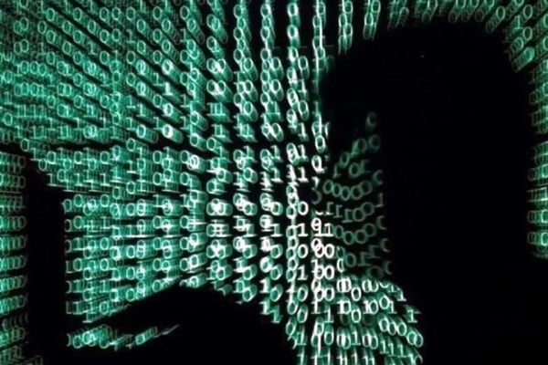 Temen en EU que cárteles ataquen testigos tras hackeo