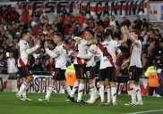 River sufrió pero avanzó por penales a cuartos